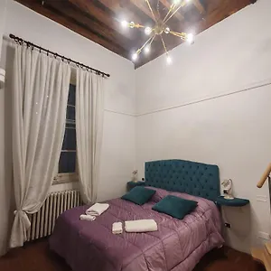 Corte Aranci Deluxe Apartment In Historic Center Of Lucca Apartment